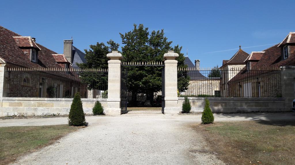 Domaine De La Rocque Bed & Breakfast Liorac-sur-Louyre Exterior foto