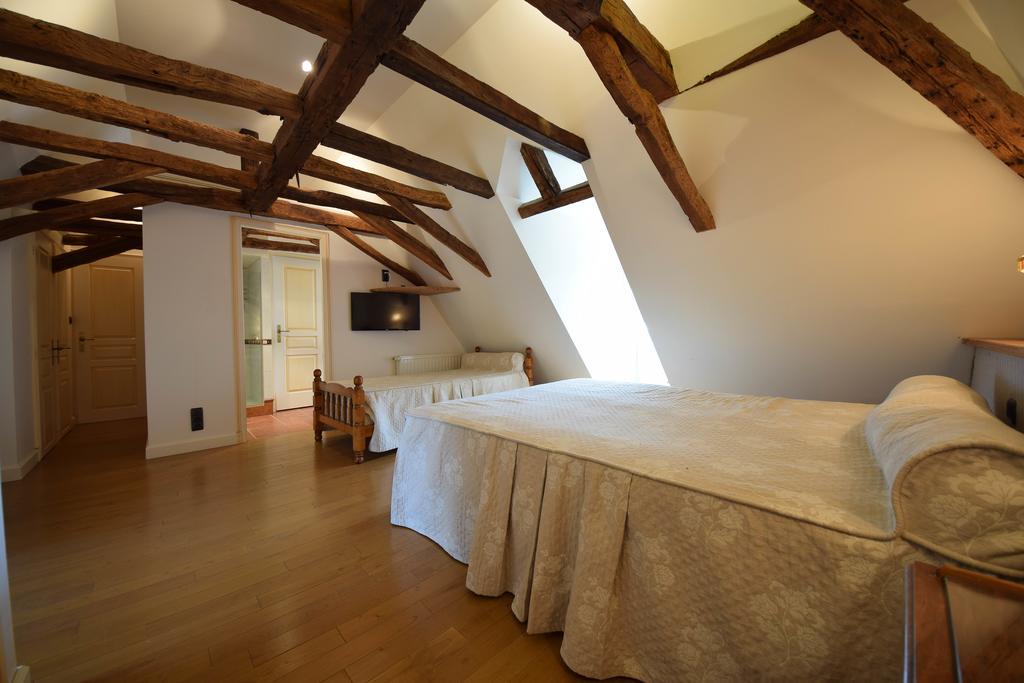 Domaine De La Rocque Bed & Breakfast Liorac-sur-Louyre Exterior foto