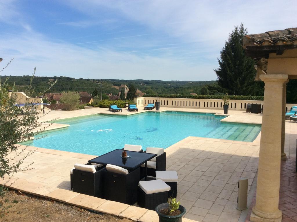 Domaine De La Rocque Bed & Breakfast Liorac-sur-Louyre Exterior foto