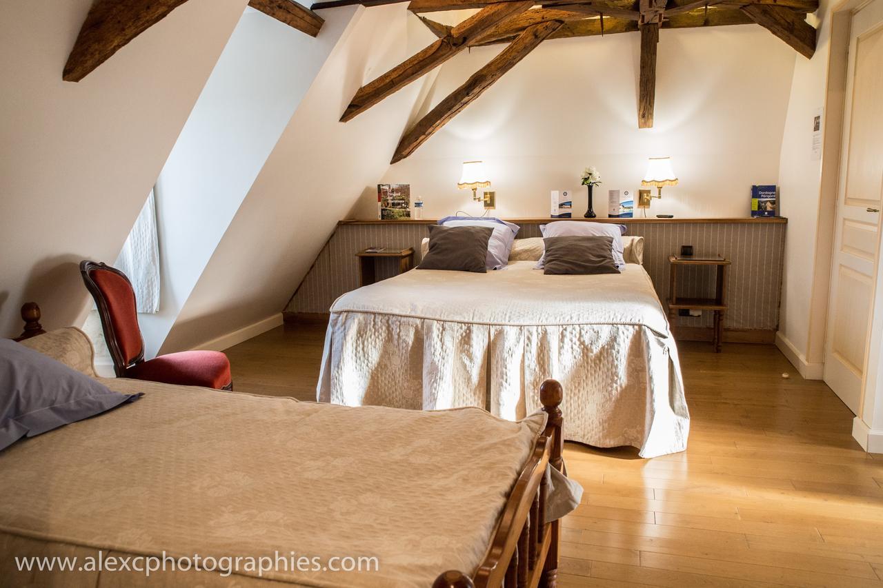 Domaine De La Rocque Bed & Breakfast Liorac-sur-Louyre Exterior foto