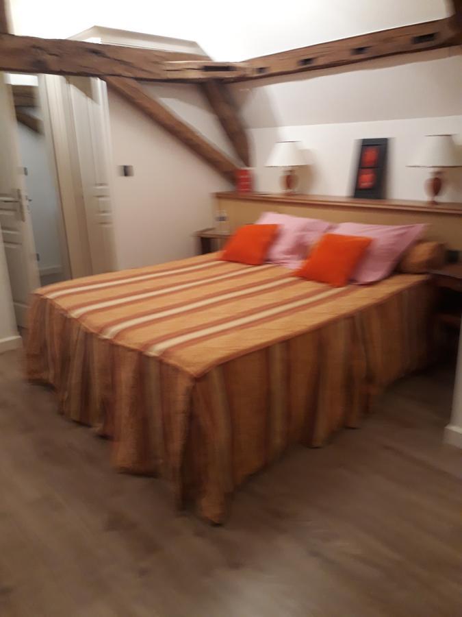 Domaine De La Rocque Bed & Breakfast Liorac-sur-Louyre Exterior foto